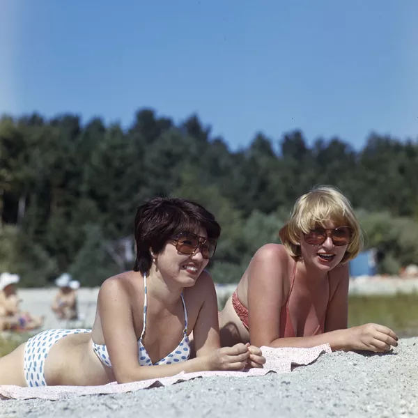 Así eran los bikinis que lucían las mujeres de la Unión Soviética
Así eran los bikinis que lucían las mujeres de la Unión Soviética
- Sputnik Mundo