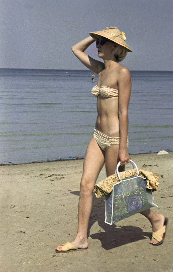 Así eran los bikinis que lucían las mujeres de la Unión Soviética
Así eran los bikinis que lucían las mujeres de la Unión Soviética
- Sputnik Mundo