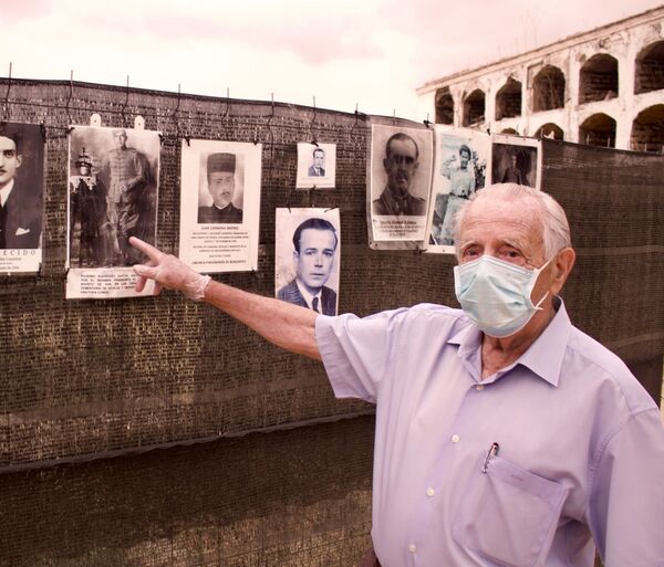 Sé que está enterrado aquí: familiares de represaliados del franquismo tratan de cerrar heridas - Sputnik Mundo