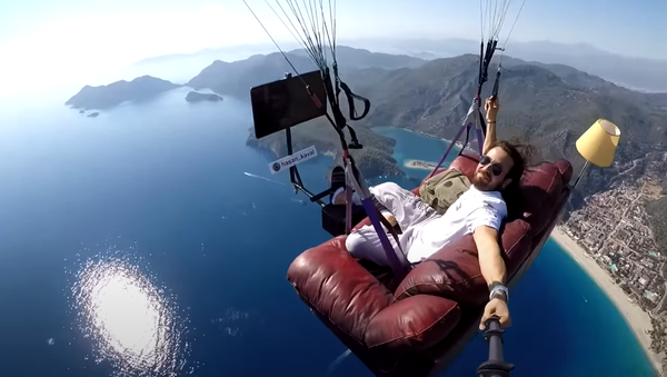 El parapentista turco - Sputnik Mundo