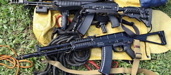 Un fusil de asalto ruso AEK-971 - Sputnik Mundo