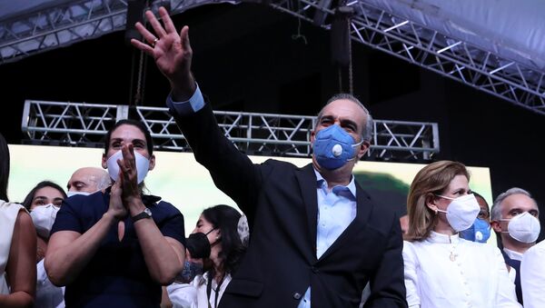 Luis Abinader, candidato presidencial del opositor Partido Revolucionario Moderno (PRM) en República Dominicana - Sputnik Mundo