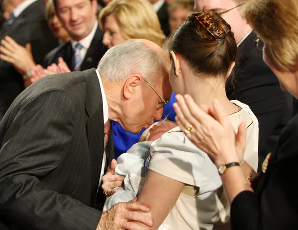 Los besos más efusivos entre políticos, en imágenes Los besos más efusivos entre políticos, en imágenes - Sputnik Mundo