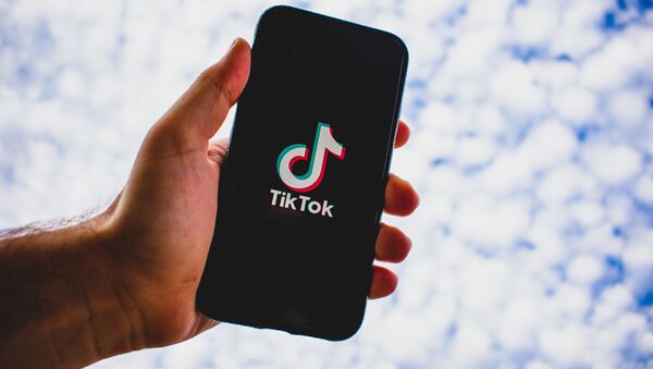 El logo de la aplicación TikTok - Sputnik Mundo