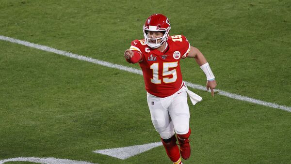 Patrick Mahomes, jugador estadounidense de fútbol americano - Sputnik Mundo