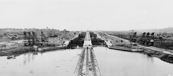 La construcción del Canal de Panamá en 1913 - Sputnik Mundo