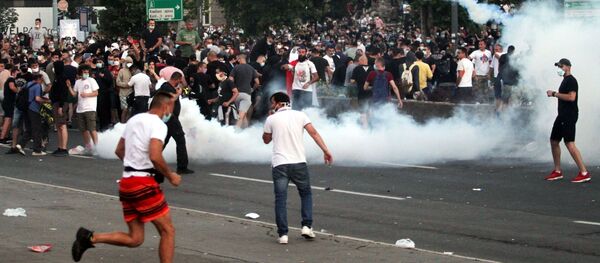 Protestas en Belgrado - Sputnik Mundo