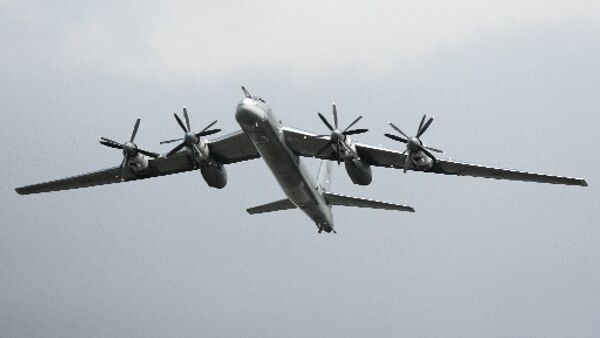 El bombardero estratégico ruso Tu-95 MS - Sputnik Mundo