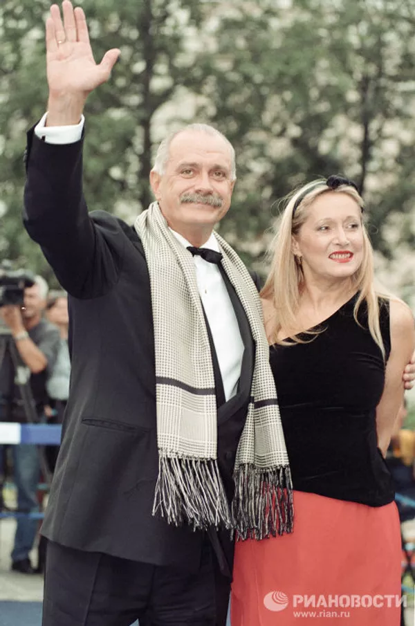 El cineasta ruso Nikita Mijalkov y sus célebres familiares El cineasta ruso Nikita Mijalkov y sus célebres familiares - Sputnik Mundo