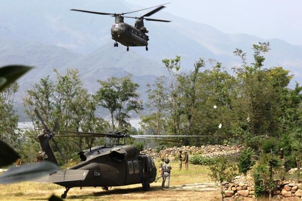 Ejército de Pakistán elimina a 12 insurgentes cerca de la frontera afgana - Sputnik Mundo