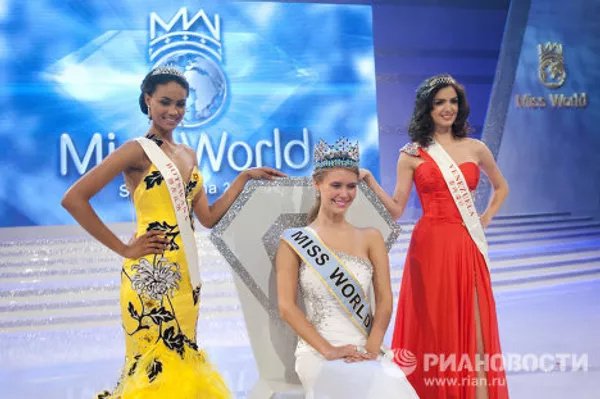 Ganadora del concurso “Miss Mundo 2010” y sus competidoras Ganadora del concurso “Miss Mundo 2010” y sus competidoras - Sputnik Mundo