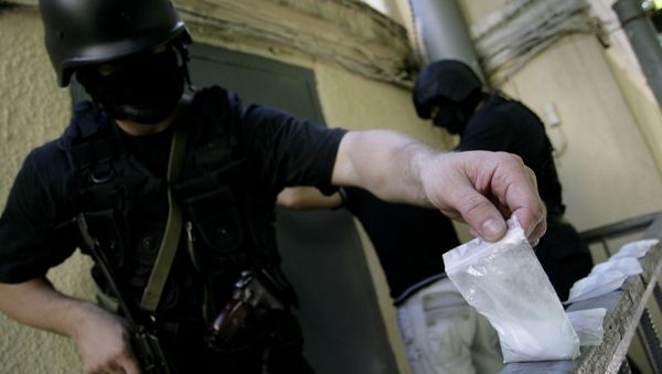 Policía de Perú detiene a cuatro rusos con 12 kilos de cocaína Policía de Perú detiene a cuatro rusos con 12 kilos de cocaína - Sputnik Mundo