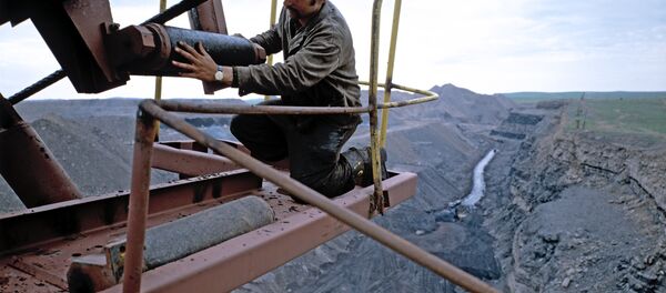 Cuenca de carbón en Rusia (archivo) Cuenca de carbón en Rusia (archivo) - Sputnik Mundo