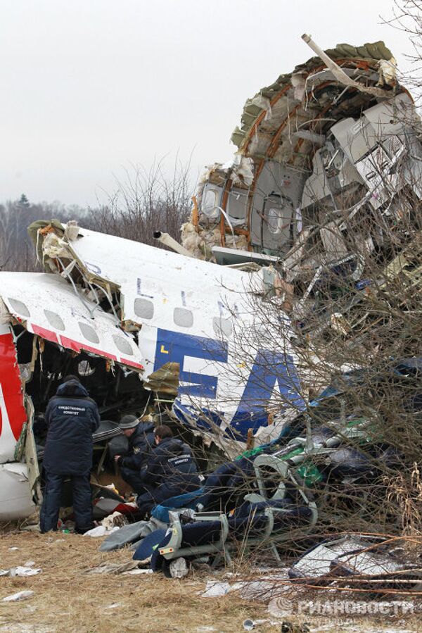 Pesquisas en el lugar del aterrizaje de emergencia del Tu-154 - Sputnik Mundo