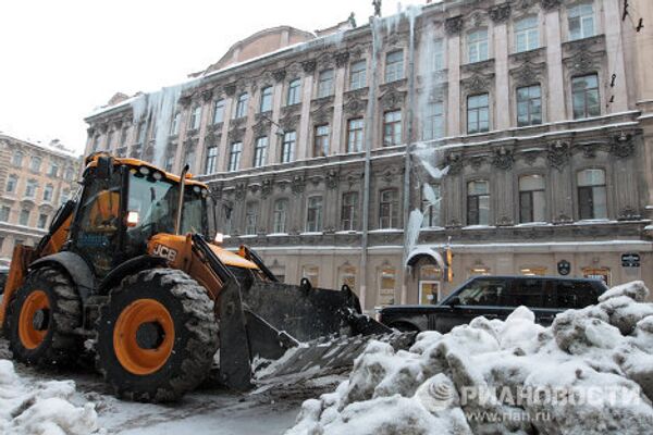 San Petersburgo, bajo la nieve - Sputnik Mundo