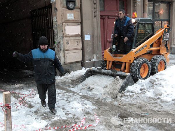 San Petersburgo, bajo la nieve - Sputnik Mundo