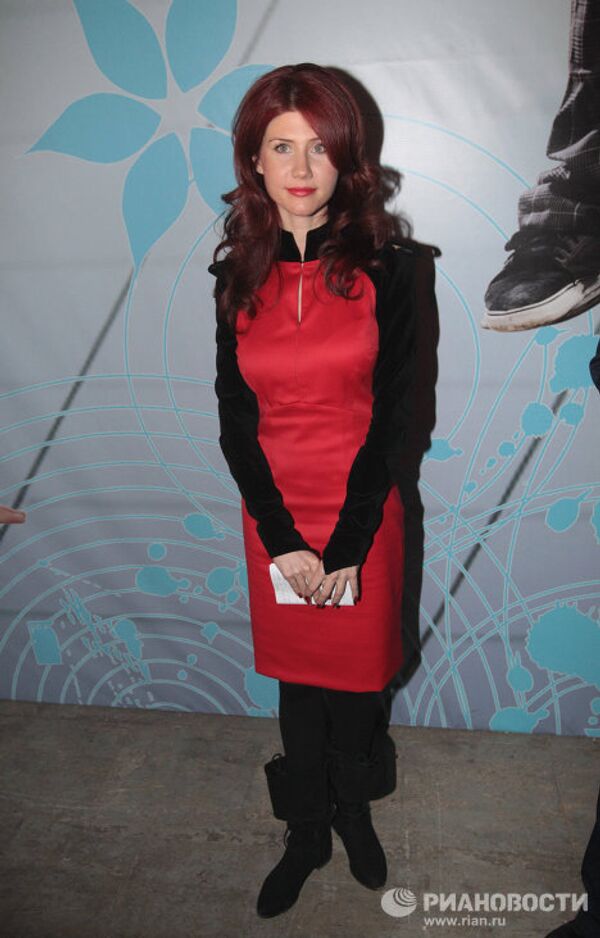 La “espía rusa” Anna Chapman ahora es activista de organización juvenil de Rusia Unida La “espía rusa” Anna Chapman ahora es activista de organización juvenil de Rusia Unida - Sputnik Mundo