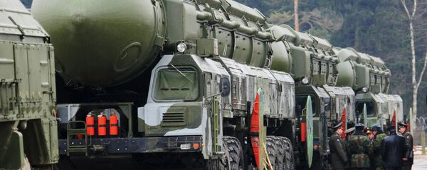 Los misiles balísticos Topol-M (Archivo) - Sputnik Mundo