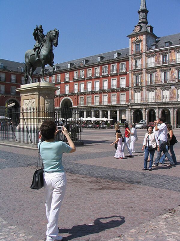 Los turistas rusos gastan en España casi el doble que otros viajeros - Sputnik Mundo