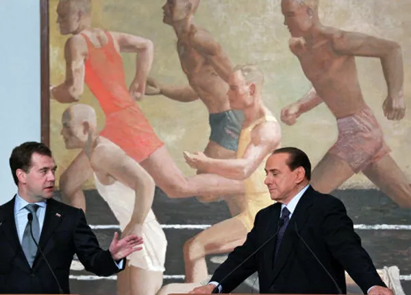 Dmitri Medvédev se reúne con el pontífice y con Silvio Berlusconi Dmitri Medvédev se reúne con el pontífice y con Silvio Berlusconi - Sputnik Mundo