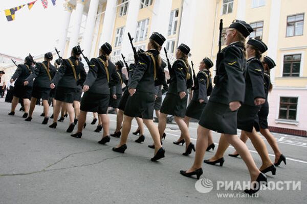 Las defensoras de la patria  - Sputnik Mundo