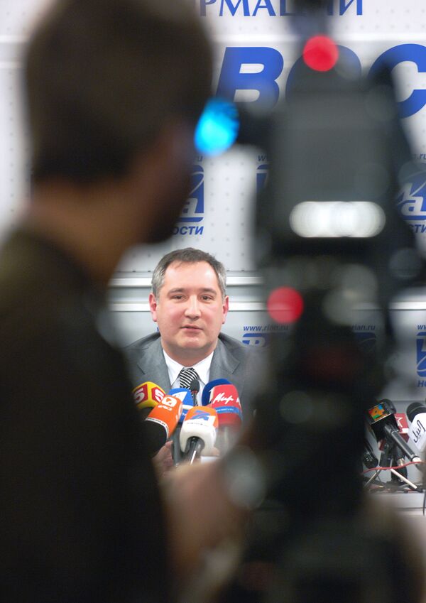 Dmitri Rogozin - Sputnik Mundo