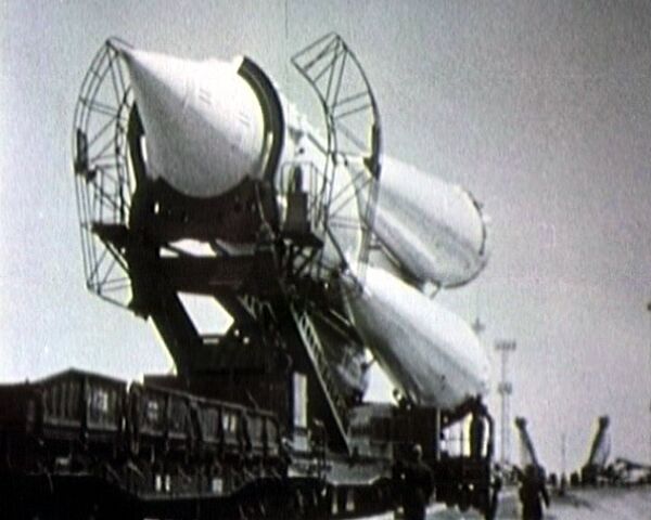 Un verdadero cosmonauta no puede permitirse mostrar sus emociones - Sputnik Mundo