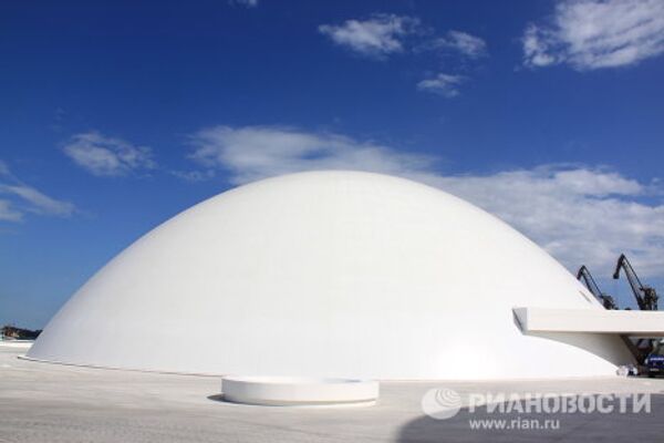 Centro cultural Oscar Niemeyer en Avilés - Sputnik Mundo