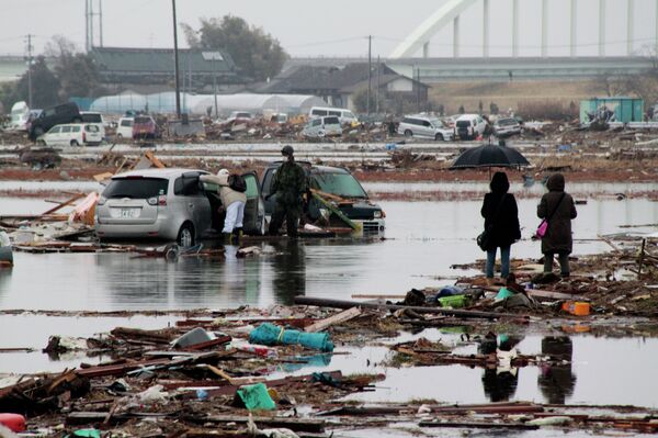 El terremoto de magnitud 9.0 registrado el 11 de marzo de 2011 en la parte noreste de Japón causó tsunamis de hasta 40 metros de altura - Sputnik Mundo