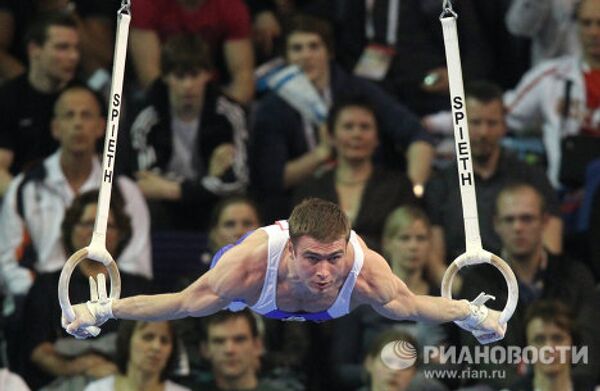 Gimnastas rusos triunfan en el Campeonato Europeo de 2011 - Sputnik Mundo