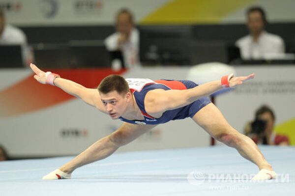 Gimnastas rusos triunfan en el Campeonato Europeo de 2011 - Sputnik Mundo