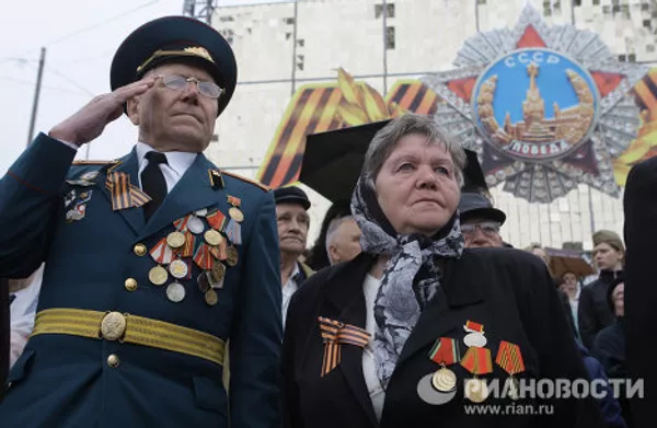 Ciudades rusas celebran el Día de la Victoria Ciudades rusas celebran el Día de la Victoria - Sputnik Mundo