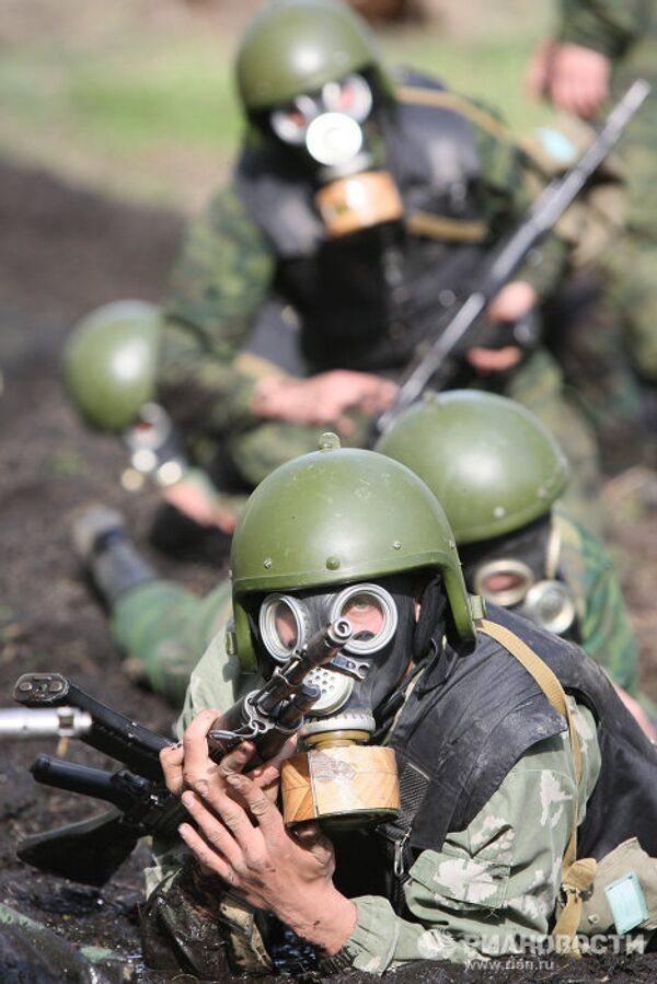 Pruebas para tener derecho de llevar la boina roja - Sputnik Mundo