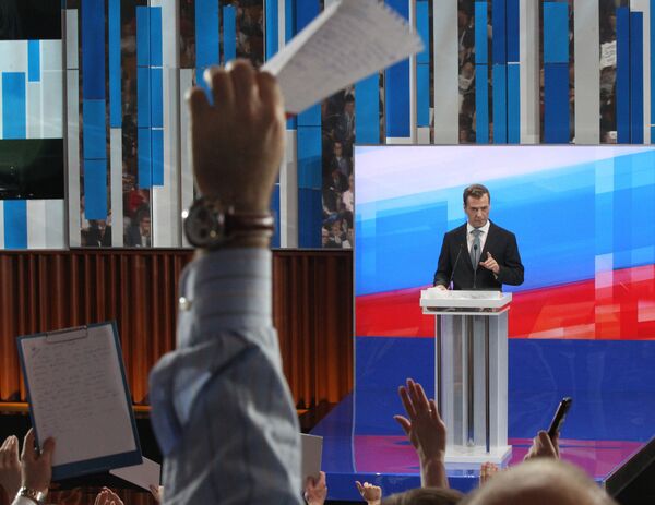 Dmitri Medvédev - Sputnik Mundo