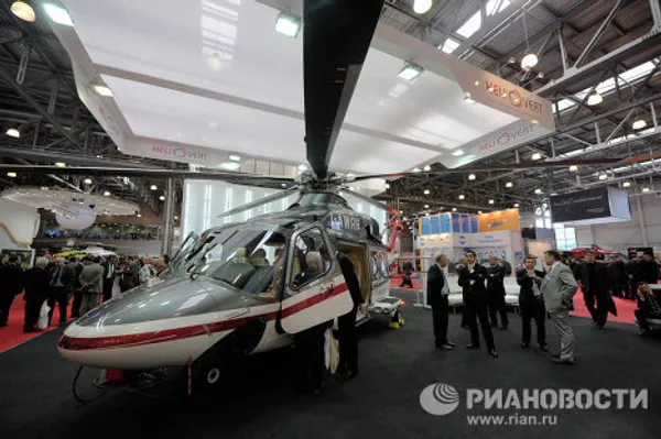 Helicópteros modernos en la exposición internacional HeliRussia-2011 Helicópteros modernos en la exposición internacional HeliRussia-2011 - Sputnik Mundo