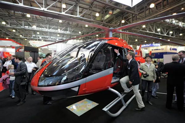 Helicópteros modernos en la exposición internacional HeliRussia-2011 Helicópteros modernos en la exposición internacional HeliRussia-2011 - Sputnik Mundo