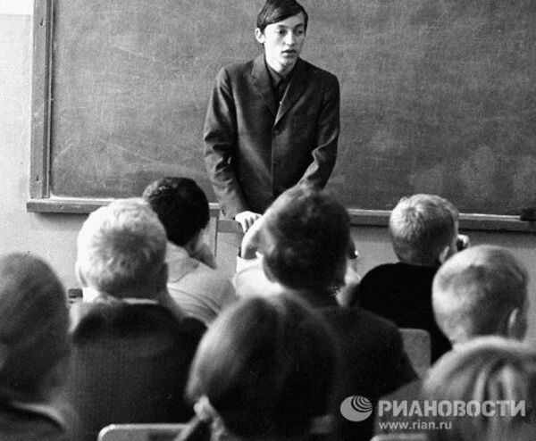 Aficiones del legendario ajedrecista ruso Anatoli Kárpov Aficiones del legendario ajedrecista ruso Anatoli Kárpov - Sputnik Mundo