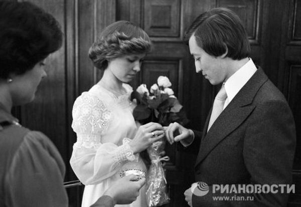 Aficiones del legendario ajedrecista ruso Anatoli Kárpov Aficiones del legendario ajedrecista ruso Anatoli Kárpov - Sputnik Mundo