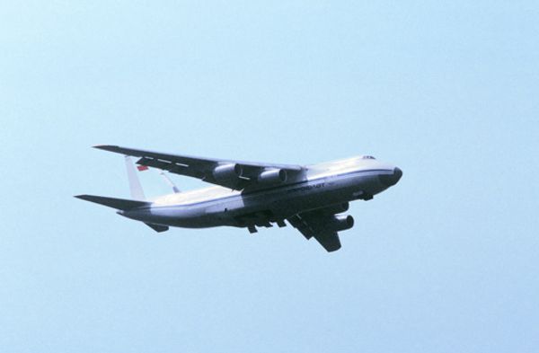 Rusia y Ucrania crearán una empresa para producir aviones de transporte Antonov An-124 Rusia y Ucrania crearán una empresa para producir aviones de transporte Antonov An-124 - Sputnik Mundo