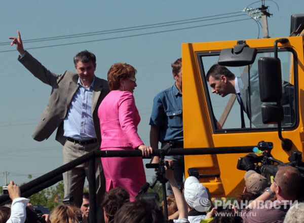 El coche ruso Ë-Mobile se producirá en las afueras de San Petersburgo El coche ruso Ë-Mobile se producirá en las afueras de San Petersburgo - Sputnik Mundo