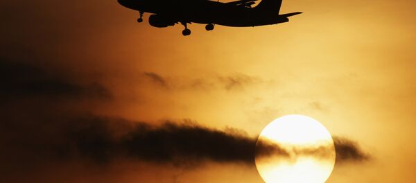 Un avíon - Sputnik Mundo