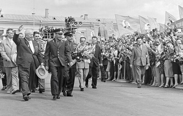 Historia del aeropuerto Vnúkovo en las fotos - Sputnik Mundo