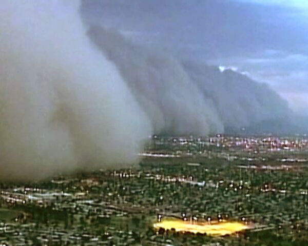 Tormenta de arena cubre el estado de Arizona - Sputnik Mundo