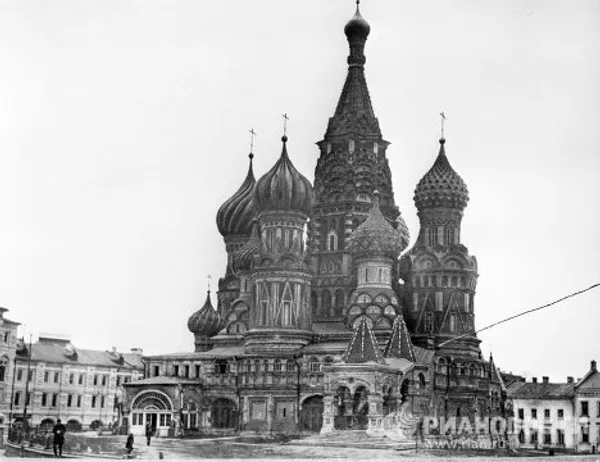 La Catedral de San Basilio, testigo imponente de la historia de Rusia La Catedral de San Basilio, testigo imponente de la historia de Rusia - Sputnik Mundo