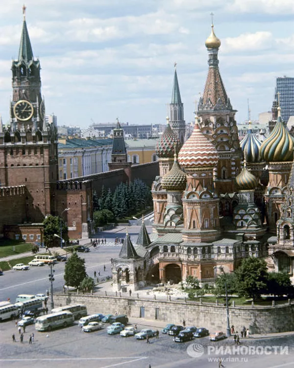 La Catedral de San Basilio, testigo imponente de la historia de Rusia La Catedral de San Basilio, testigo imponente de la historia de Rusia - Sputnik Mundo
