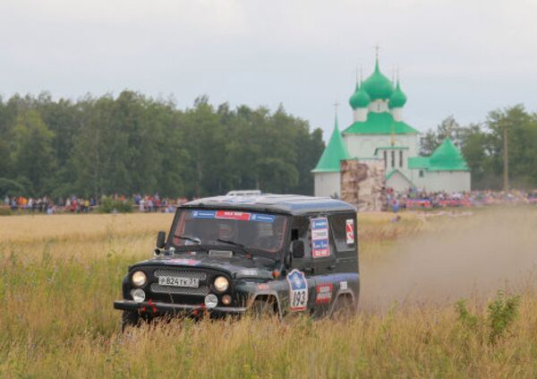 Participantes de la carrera “La Ruta de la Seda” (Silk Way Rally) - Sputnik Mundo