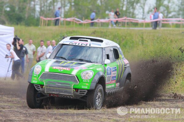 Participantes de la carrera “La Ruta de la Seda” (Silk Way Rally) - Sputnik Mundo