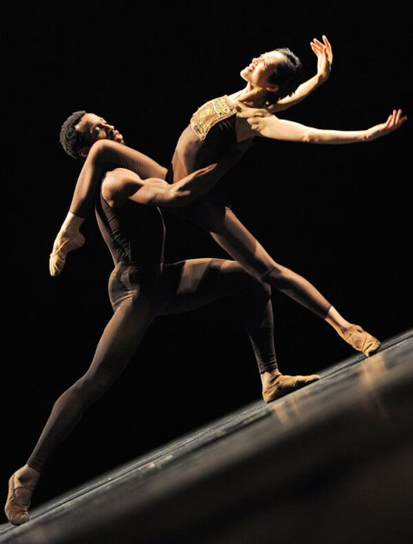 “Gnawa”, “Arcangelo” y “Flockwork”, tres ballets de una compañía española - Sputnik Mundo