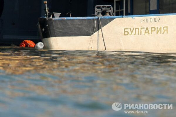 Barco “Bulgaria” reflotado en el Volga - Sputnik Mundo