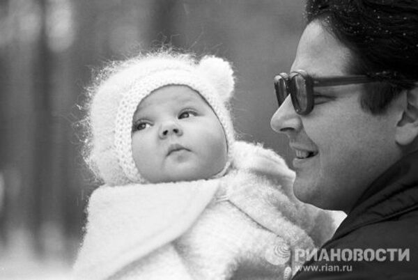 Fallece en Moscú el eximio pianista ruso Nikolái Petrov - Sputnik Mundo